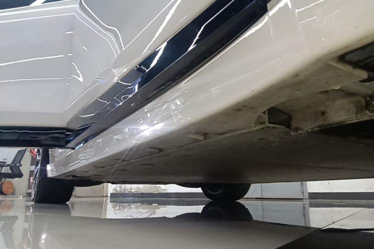Used Zeekr 007GT 2025 Four-Wheel Drive Intelligent Driving Version 75 kWh Right Side Sill