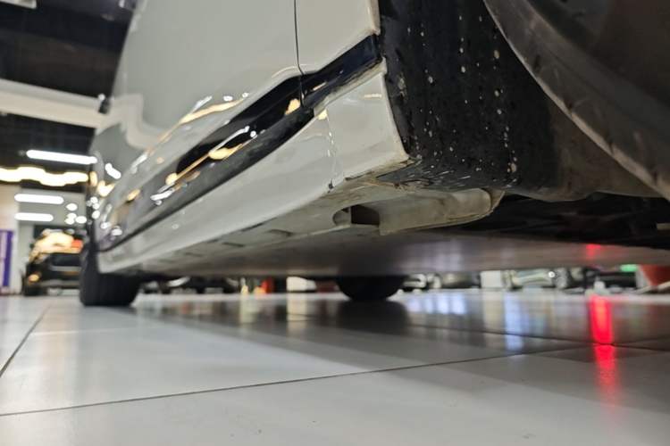 Used Zeekr 007GT 2025 Four-Wheel Drive Intelligent Driving Version 75 kWh Right Side Sill