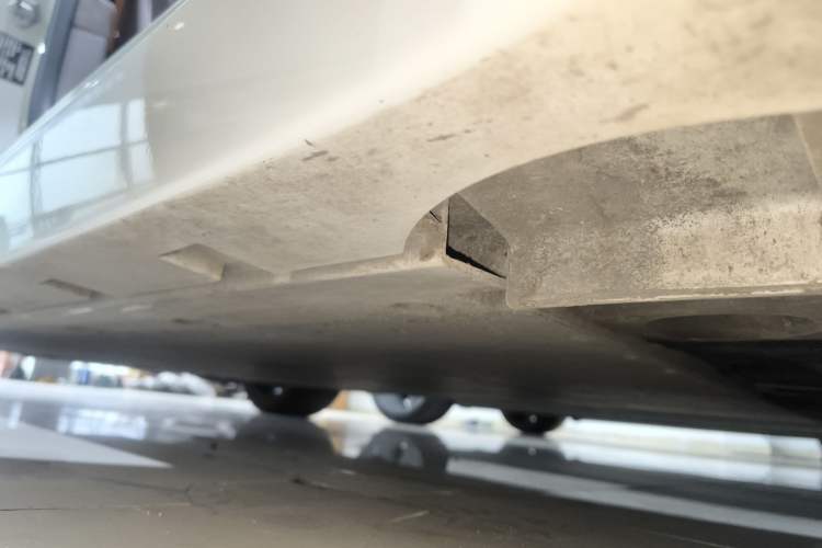 Used Zeekr 007GT 2025 Four-Wheel Drive Intelligent Driving Version 75 kWh Right Side Sill