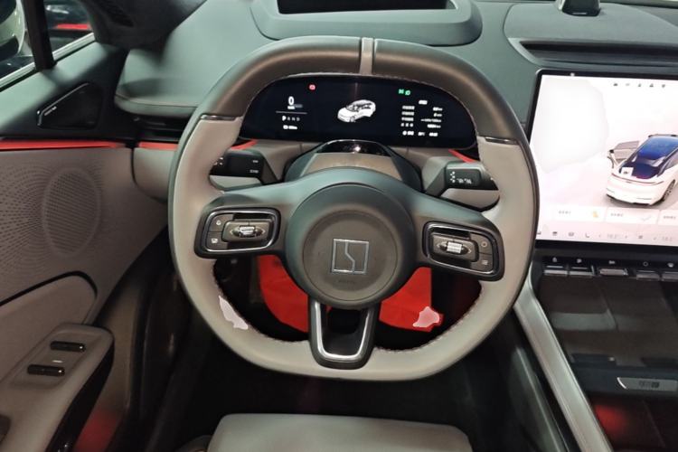 Used Zeekr 007GT 2025 Long-Range Rear-Wheel Drive Intelligent Driving Version 100 kWh Steering Wheel