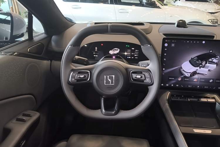 Used Zeekr 007GT 2025 Rear-Drive Intelligent Driving Version 75 kWh Steering Wheel