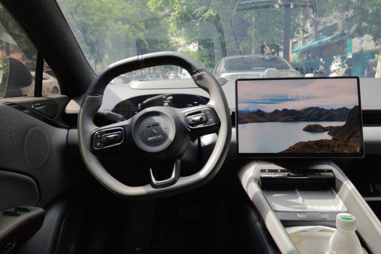 Used Zeekr 007GT 2025 Long-Range Rear-Wheel Drive Intelligent Driving Version 100 kWh Steering Wheel