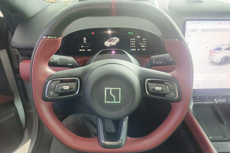 Used Zeekr 007GT 2025 Four-Wheel Drive Intelligent Driving Version 75 kWh Steering Wheel