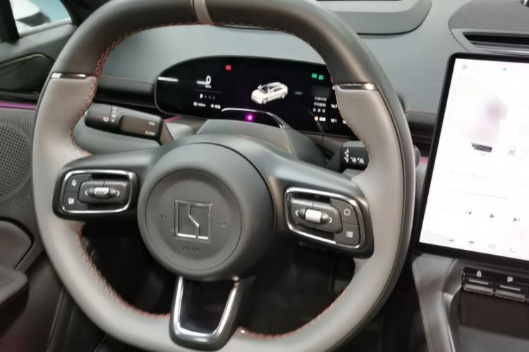 Used Zeekr 007GT 2025 Four-Wheel Drive Intelligent Driving Version 75 kWh Steering Wheel