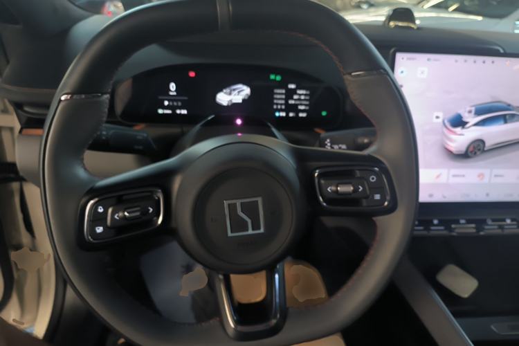 Used Zeekr 007GT 2025 Four-Wheel Drive Intelligent Driving Version 75 kWh Steering Wheel