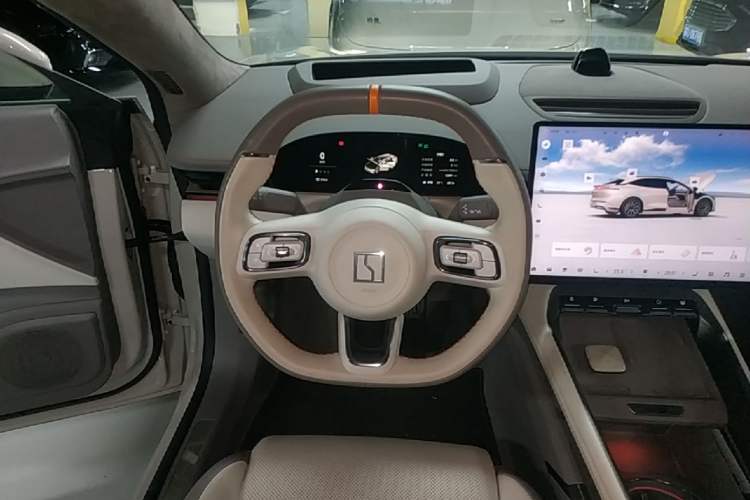 Used Zeekr 007GT 2025 Long-Range Rear-Wheel Drive Intelligent Driving Version 100 kWh Steering Wheel