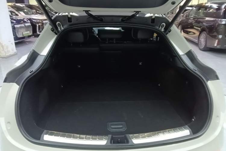 Used Zeekr 007GT 2025 Four-Wheel Drive Intelligent Driving Version 75 kWh Trunk