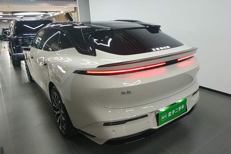 Used Zeekr 007GT 2025 Long-Range Rear-Wheel Drive Intelligent Driving Version 100 kWh Exterior 2