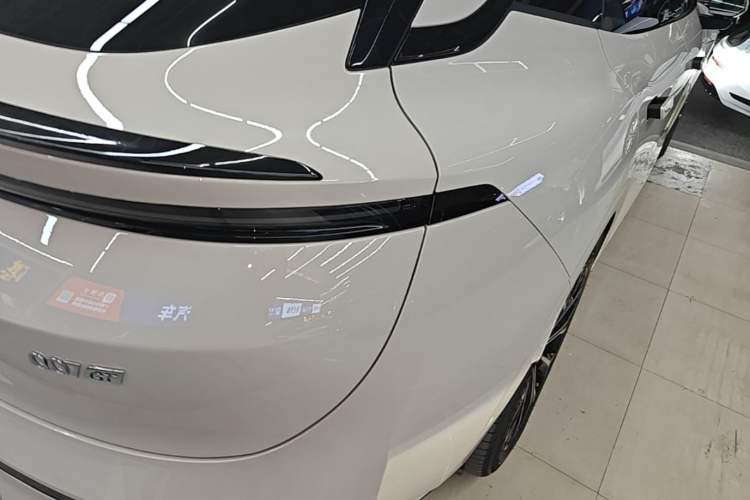 Used Zeekr 007GT 2025 Long-Range Rear-Wheel Drive Intelligent Driving Version 100 kWh Exterior 3