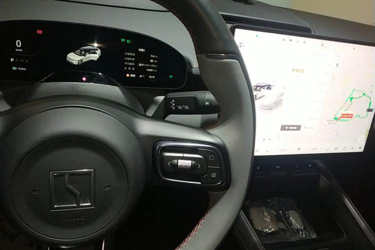 Used Zeekr 007GT 2025 Long-Range Rear-Wheel Drive Intelligent Driving Version 100 kWh Gear Lever