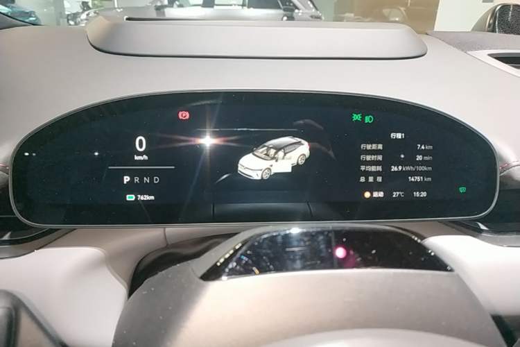 Used Zeekr 007GT 2025 Long-Range Rear-Wheel Drive Intelligent Driving Version 100 kWh Instrument Cluster