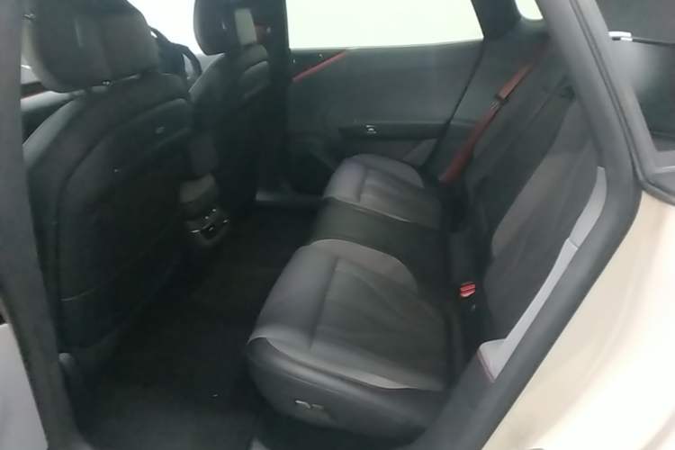 Used Zeekr 007GT 2025 Long-Range Rear-Wheel Drive Intelligent Driving Version 100 kWh Left Rear Seat
