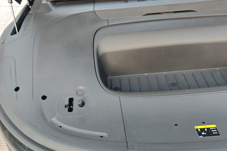 Used Zeekr 007GT 2026 Model All-Wheel-Drive Ultra Version 103 kWh Engine Bay Right
