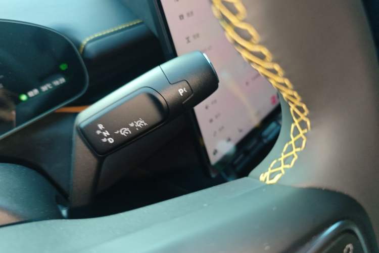 Used Zeekr 007GT 2026 Model All-Wheel-Drive Ultra Version 103 kWh Gear Lever