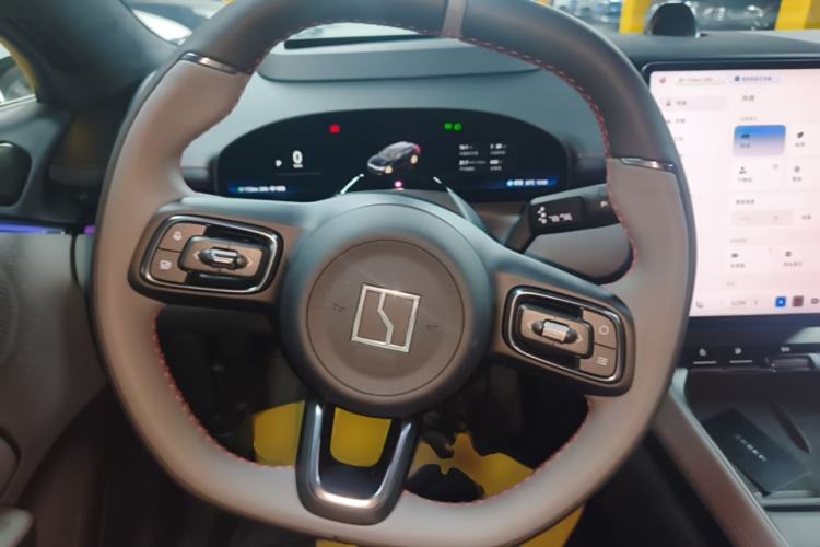 Used Zeekr 007GT 2026 Model Rear-Drive Max Version 75 kWh Steering Wheel