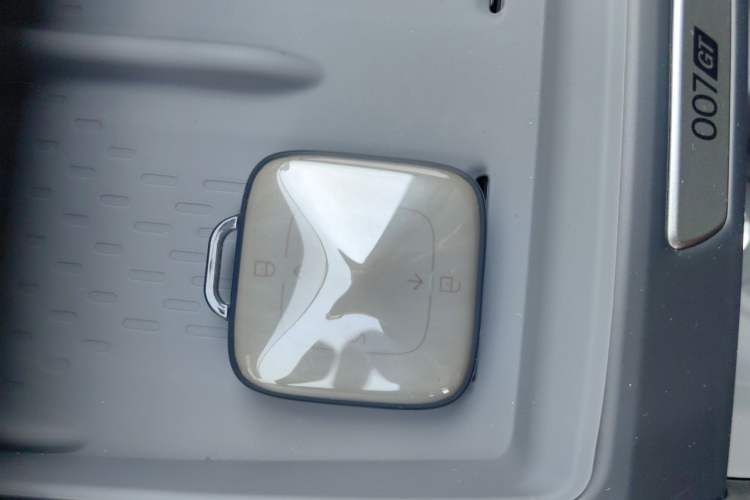 Used Zeekr 007GT 2026 Model Rear-Drive Max Version 75 kWh Vehicle Key