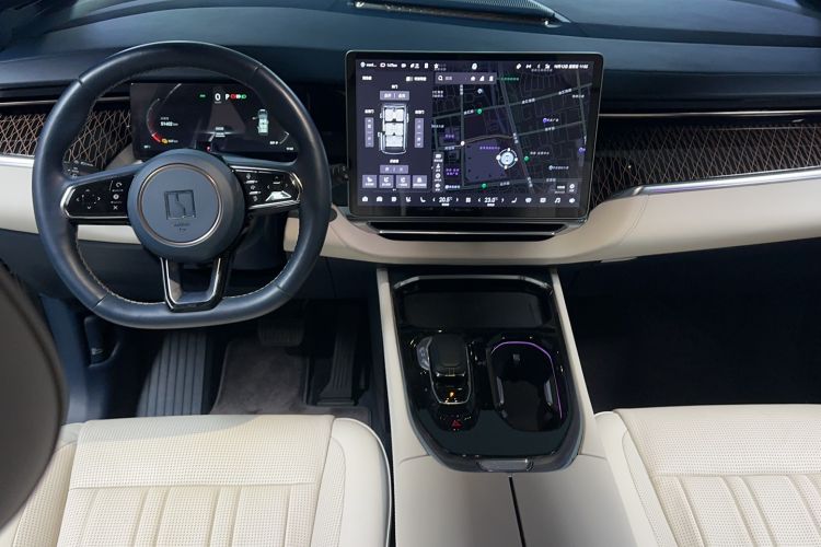 Used Zeekr 009 2022 ME Edition Interior 4