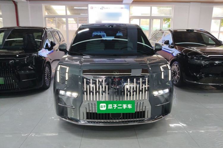 Used Zeekr 009 2024 Six-Seat Executive Version 4WD 108 kWh Front
