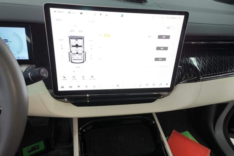 Used Zeekr 009 2022 ME Edition Audio And AC Panel