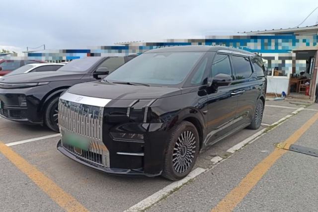 Used Zeekr 009 2022 WE Edition
