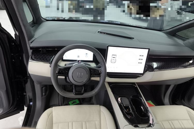 Used Zeekr 009 2022 ME Edition Center Console