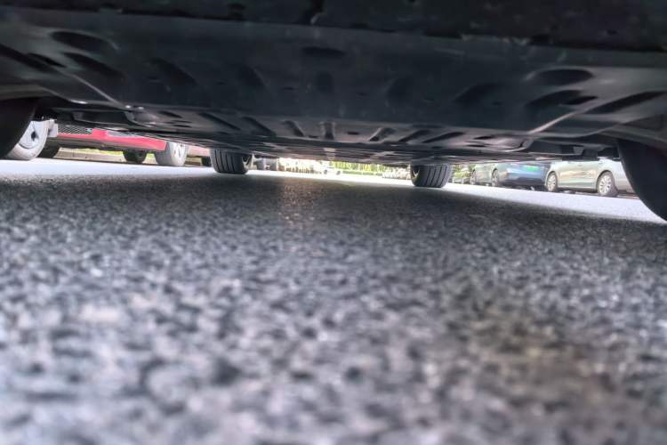 Used Zeekr 009 2022 WE Edition Chassis Front