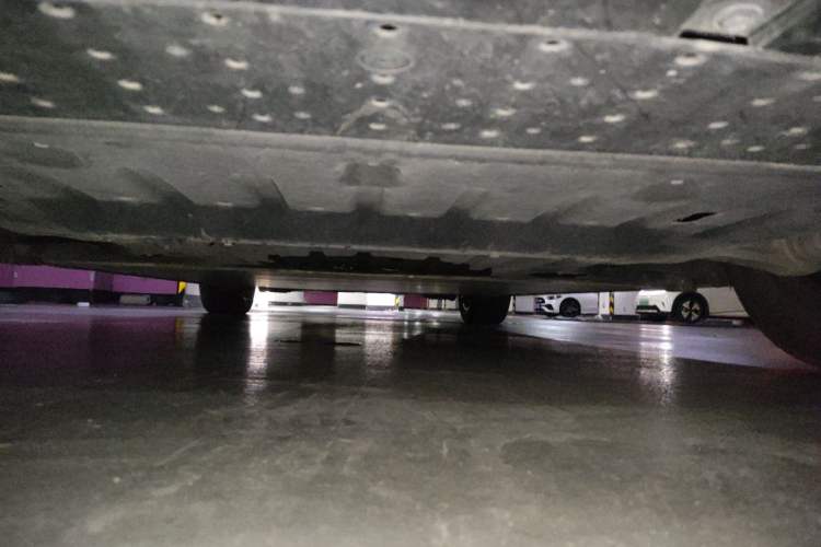 Used Zeekr 009 2022 Revised WE Version Chassis Front