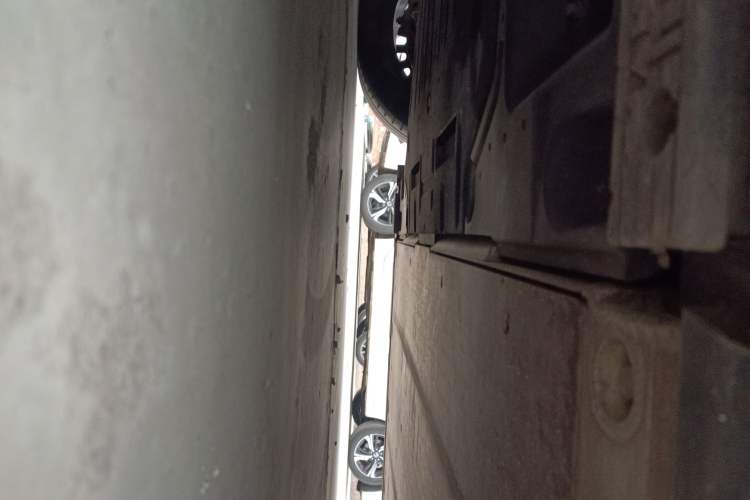 Used Zeekr 009 2022 WE Edition Chassis Front Left