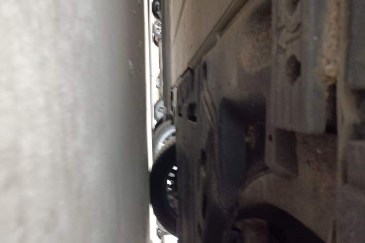 Used Zeekr 009 2022 WE Edition Chassis Front Right