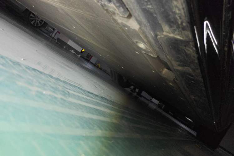 Used Zeekr 009 2022 WE Edition Chassis Rear Right