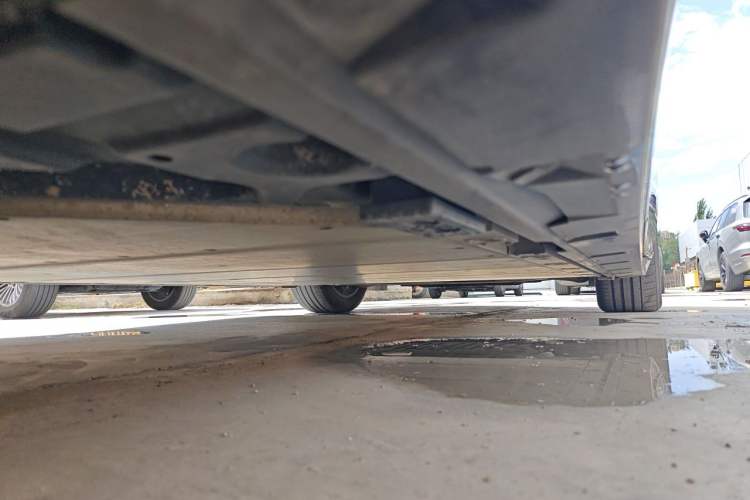 Used Zeekr 009 2022 WE Edition Chassis Rear Right