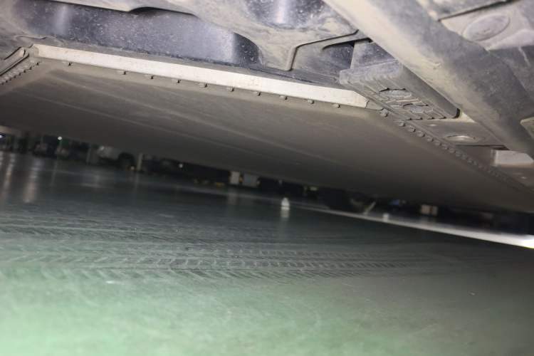 Used Zeekr 009 2022 Revised Model ME Edition Chassis Rear Right