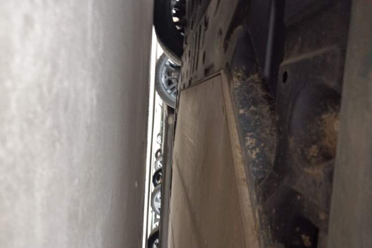 Used Zeekr 009 2022 WE Edition Chassis Rear Right