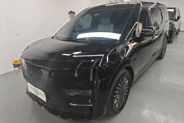 Used Zeekr 009 2022 WE Edition