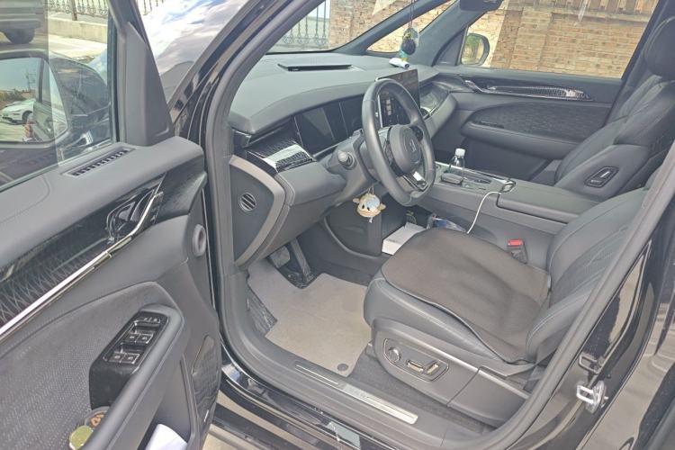 Used Zeekr 009 2022 WE Edition Driver Seat