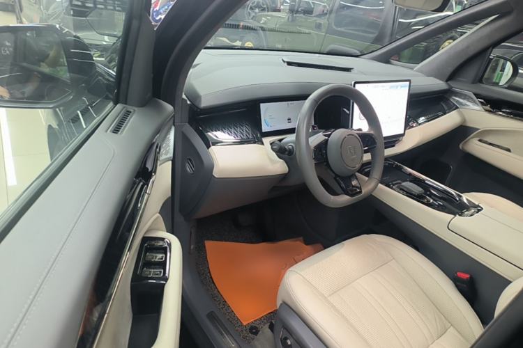 Used Zeekr 009 2022 WE Edition Driver Seat