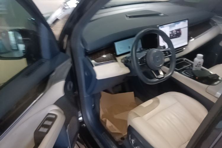 Used Zeekr 009 2022 WE Edition Driver Seat