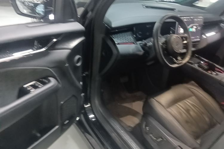 Used Zeekr 009 2022 WE Edition Driver Seat