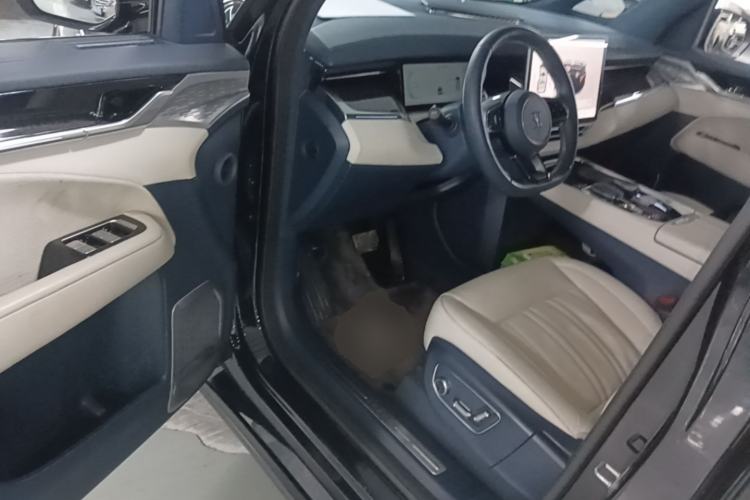 Used Zeekr 009 2022 WE Edition Driver Seat