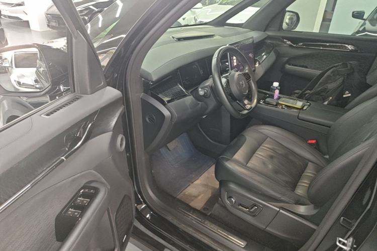 Used Zeekr 009 2022 WE Edition Driver Seat