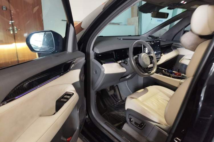 Used Zeekr 009 2022 WE Edition Driver Seat