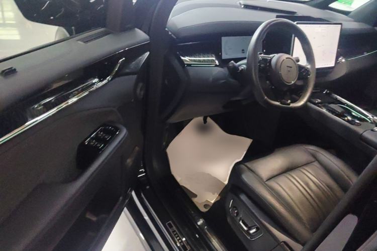 Used Zeekr 009 2022 WE Edition Driver Seat