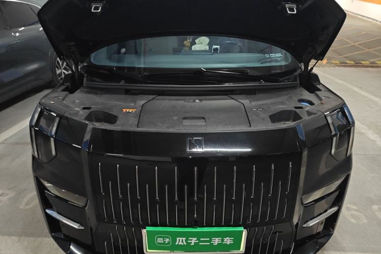 Used Zeekr 009 2022 ME Edition Engine Bay