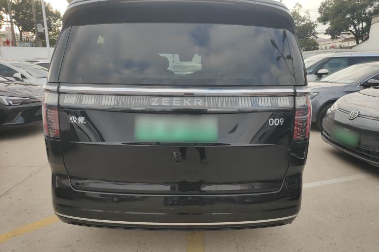 Used Zeekr 009 2022 WE Edition Exterior 4