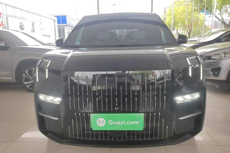 Used Zeekr 009 2022 WE Edition Front