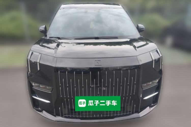 Used Zeekr 009 2022 WE Edition Front