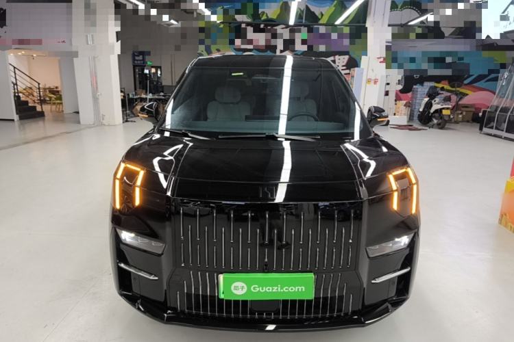 Used Zeekr 009 2022 ME Edition Front