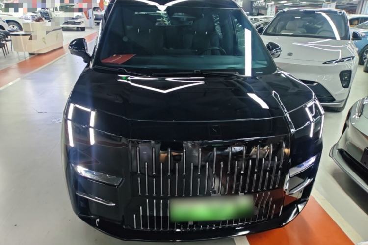 Used Zeekr 009 2022 WE Edition Front
