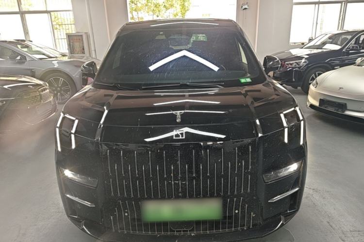 Used Zeekr 009 2022 WE Edition Front