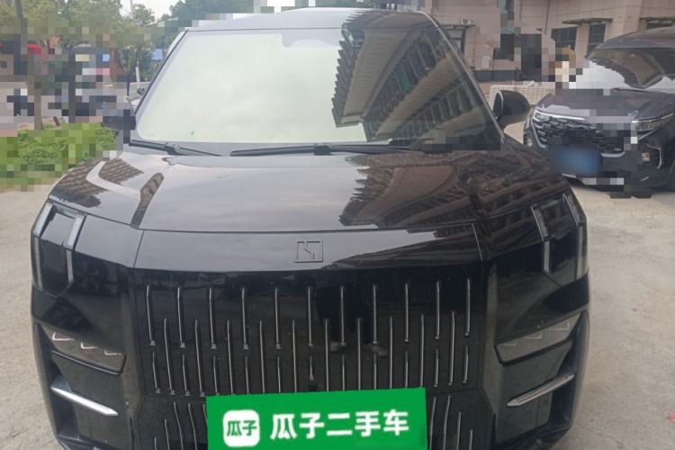 Used Zeekr 009 2022 WE Edition Front